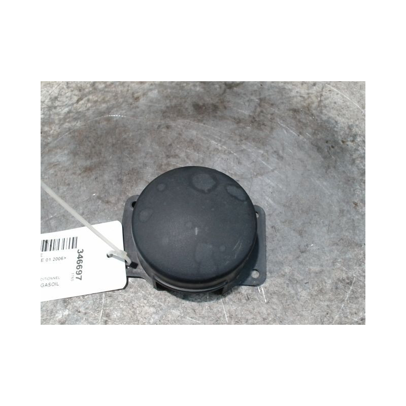 OBTURATEUR PHARE ADDITIONNEL PARE-CHOC AVG RENAULT MEGANE II PH2 CPE 2006-