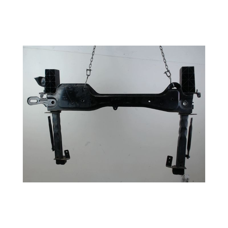 TRAVERSE INFERIEURE ARMATURE AVANT RENAULT MEGANE