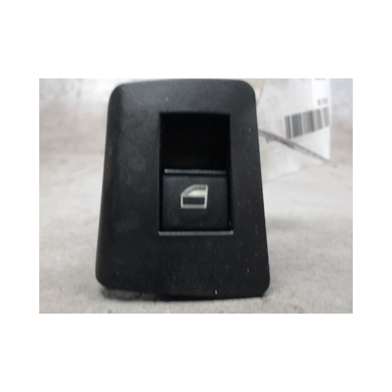 COMMANDE LEVE-GLACE PORTE ARD B.M.W. X5