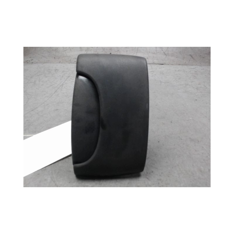 POIGNEE EXTERIEURE PORTE COULISSANTE GAUCHE RENAULT KANGOO 2003-2007