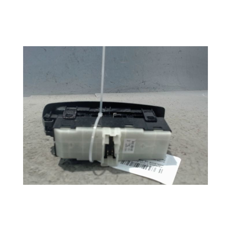 COMMANDE LEVE-GLACE PORTE AVG RENAULT KOLEOS 2008-