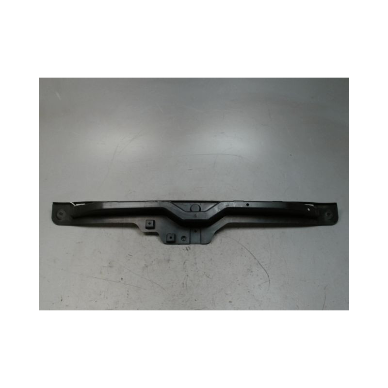 SUPPORT CENTRAL PARE-CHOC ARRIERE  FORD FIESTA