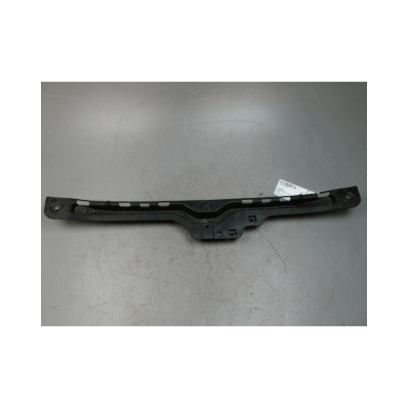 SUPPORT CENTRAL PARE-CHOC ARRIERE  FORD FIESTA