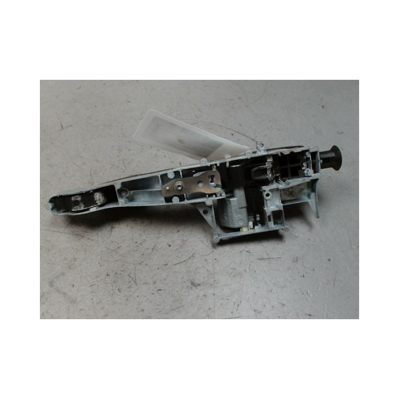 POIGNEE EXTERIEURE PORTE COULISSANTE DROIT PEUGEOT PARTNER FGT LONG 08-