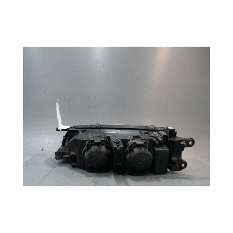 PHARE DROIT MAZDA 626