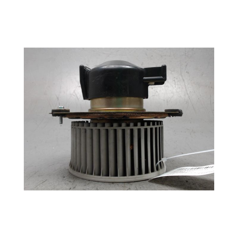 MOTEUR VENTILATEUR CHAUFFAGE NISSAN SUNNY 87-91