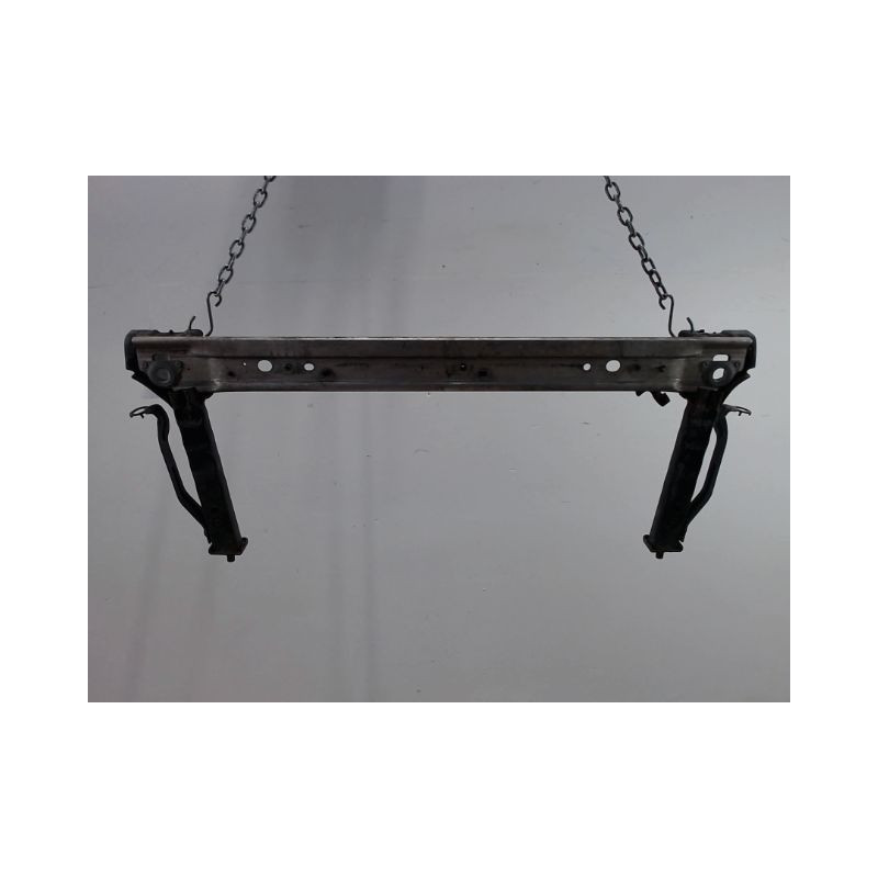 TRAVERSE INFERIEURE ARMATURE AVANT RENAULT MEGANE