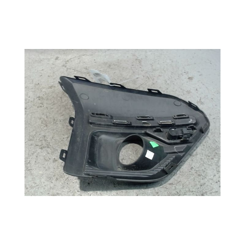 OBTURATEUR PHARE ADDITIONNEL PARE-CHOC AVG DACIA SANDERO 2008-