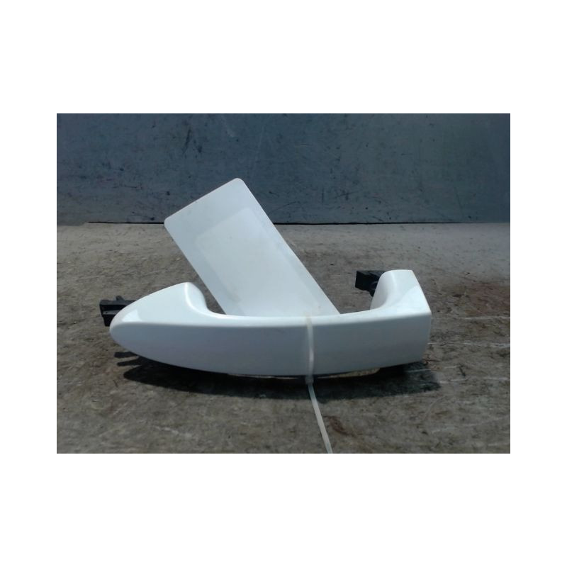 POIGNEE EXTERIEURE PORTE COULISSANTE DROIT FORD T.COURIER