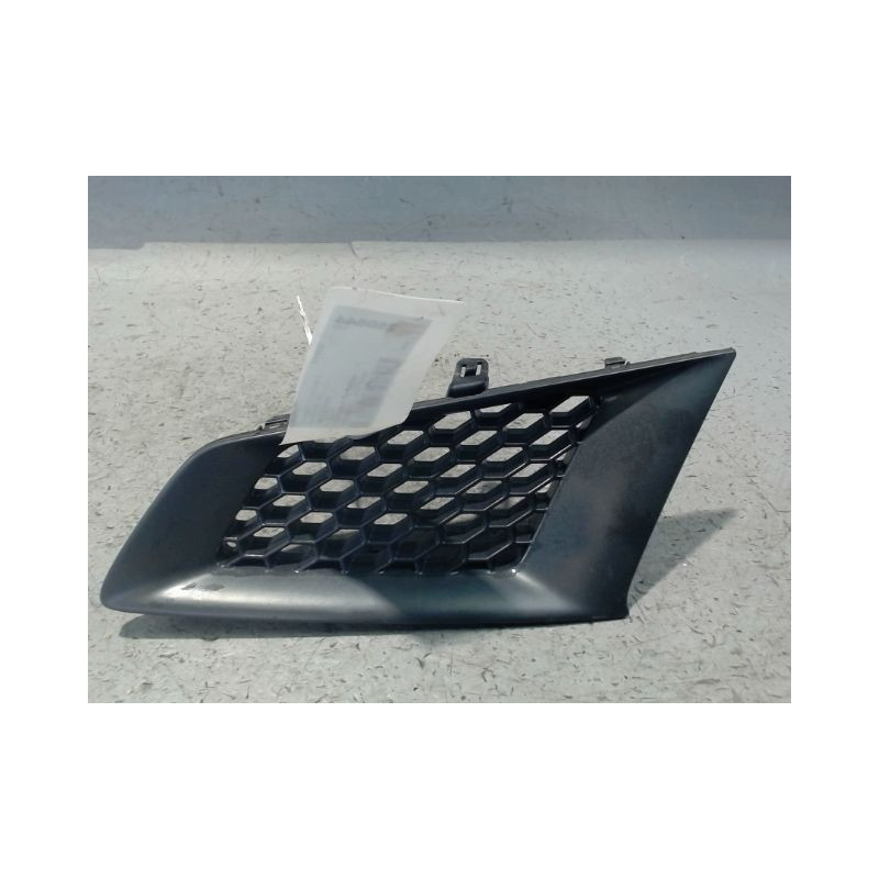 GRILLE CALANDRE GAUCHE RENAULT KOLEOS 2008-