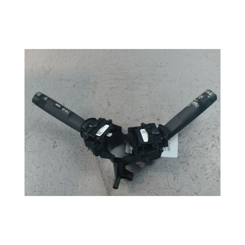 BLOC COMMODOS OPEL CORSA 2010-