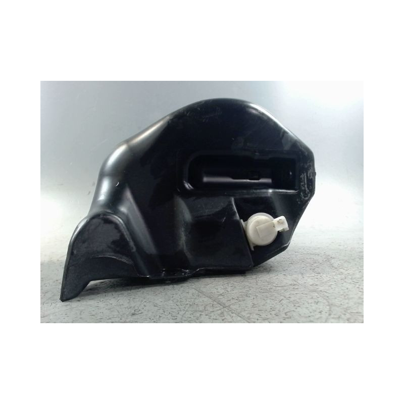 RESERVOIR LAVE-GLACE AVANT CHRYSLER VOYAGER DIESEL