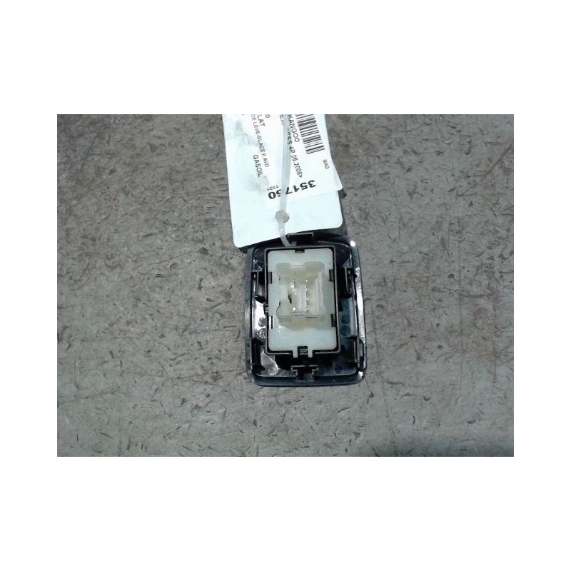 COMMANDE LEVE-GLACE PORTE AVD RENAULT KANGOO EXPRESS 2008-