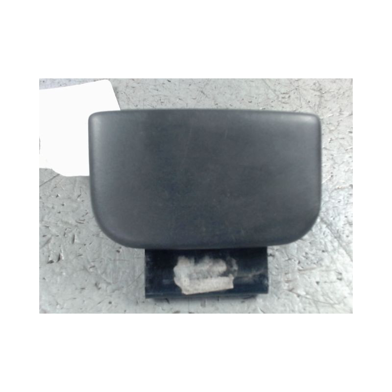 POIGNEE EXTERIEURE PORTE BATTANTE DROIT PEUGEOT PARTNER FGT 2002-