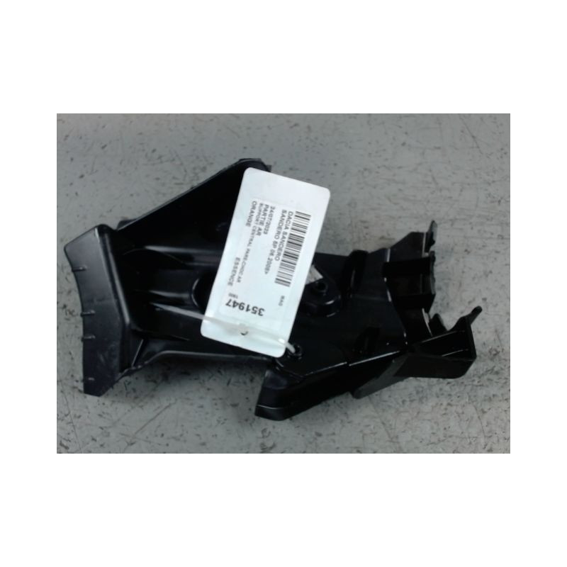 SUPPORT CENTRAL PARE-CHOC ARRIERE  DACIA SANDERO 2008-