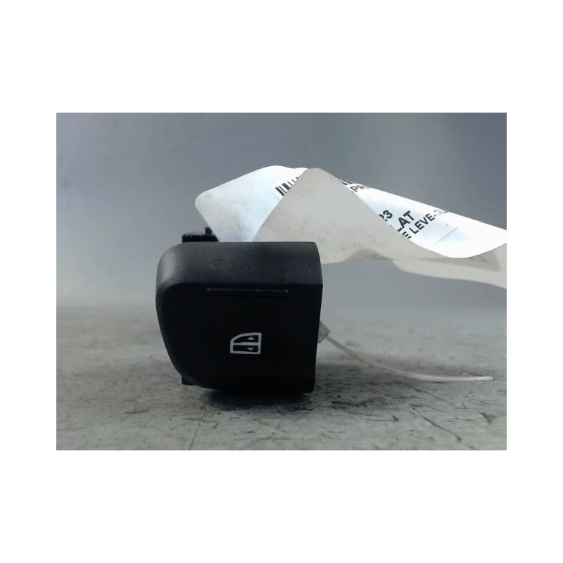 COMMANDE LEVE-GLACE PORTE AVG DACIA SPRING