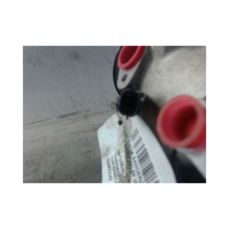COMPRESSEUR AIR CONDITIONNE DACIA SANDERO 2008-