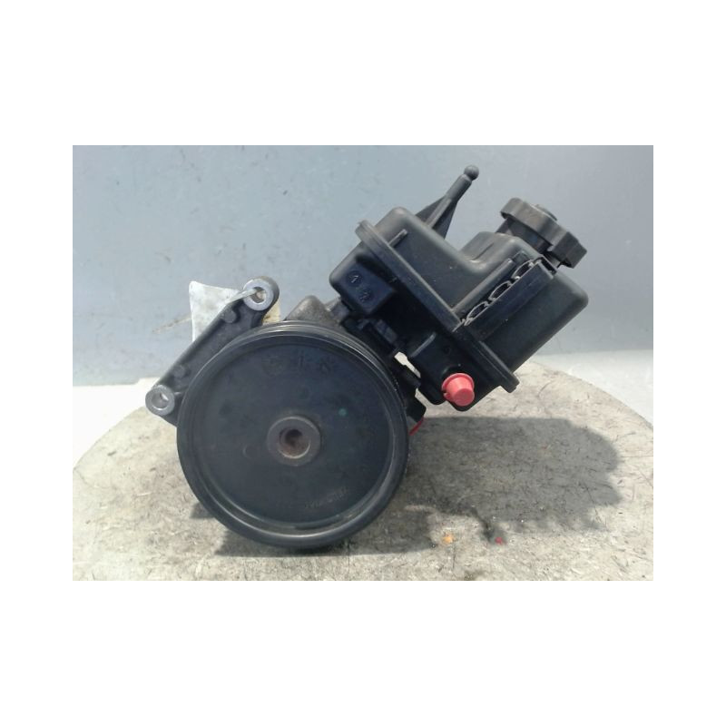 POMPE DIRECTION ASSISTEE MERCEDES SPRINTER