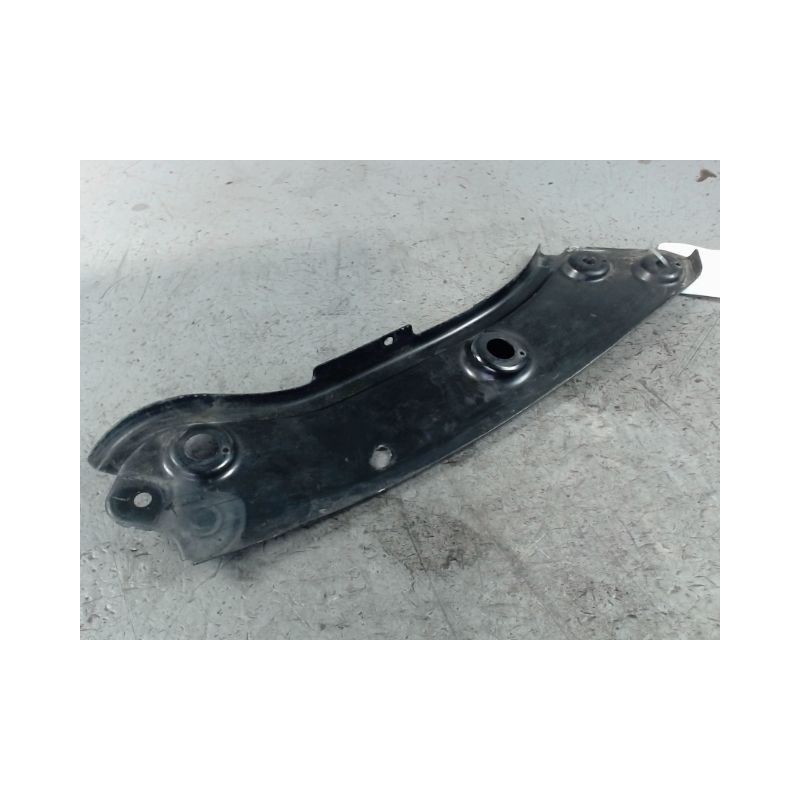 TOLE PORTE PHARE GAUCHE VOLKSWAGEN CADDY VAN 2004-