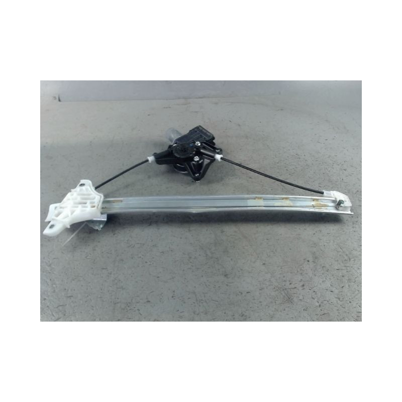 MECANISME+MOTEUR LEVE-GLACE AVANT DROIT TOYOTA YARIS