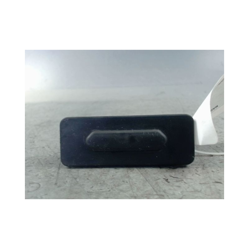 ACTIONNEUR SERRURE HAYON  DACIA DUSTER 2010-