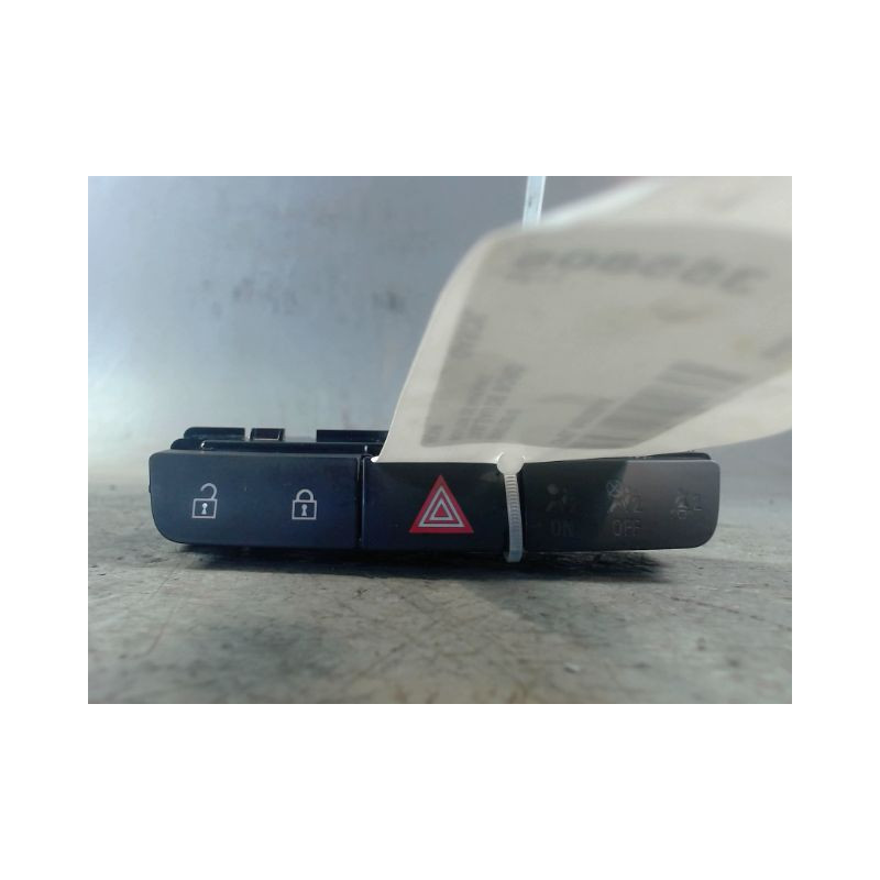 BOUTON DE WARNING OPEL INSIGNIA