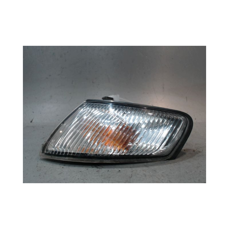 CLIGNOTANT GAUCHE MAZDA 626