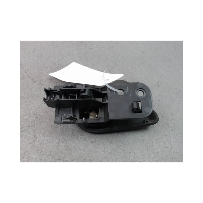 POIGNEE INTERIEURE PORTE ARRIERE DROIT IVECO 35C13