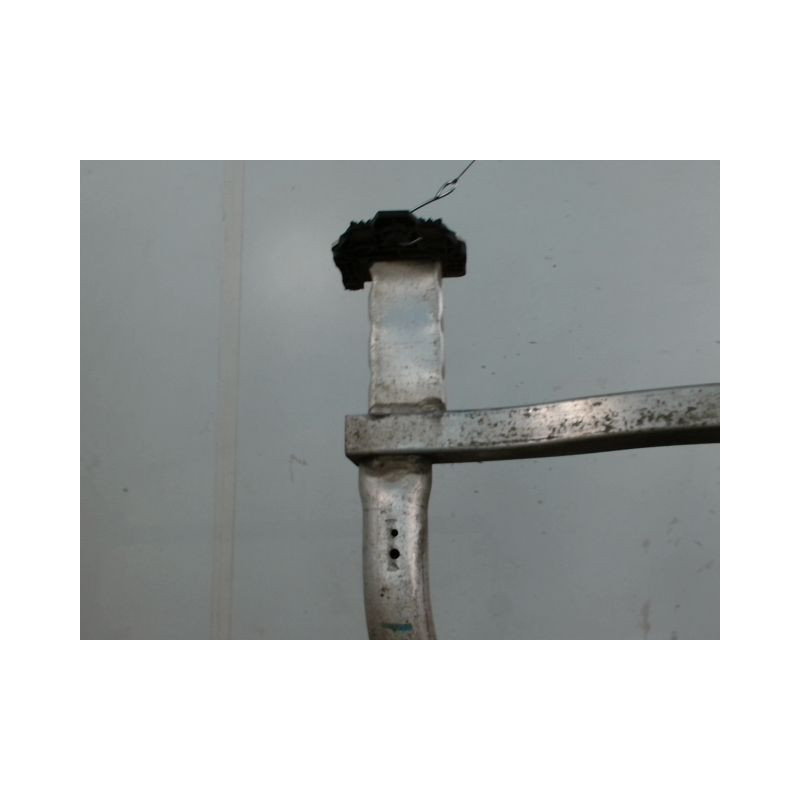 TRAVERSE INFERIEURE ARMATURE AVANT PEUGEOT 508