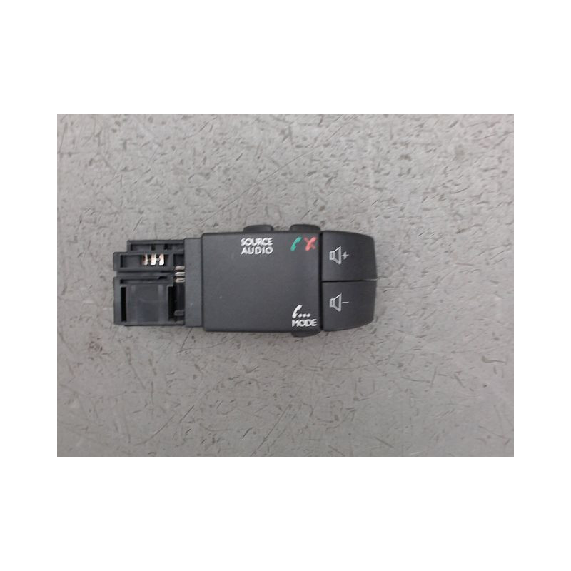 COMMANDE AUTORADIO RENAULT ESPACE