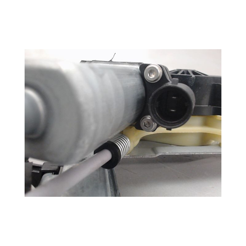 MECANISME LEVE-GLACE AVANT DROIT RENAULT KANGOO