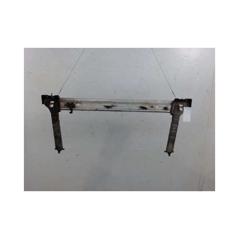 TRAVERSE INFERIEURE ARMATURE AVANT RENAULT MEGANE