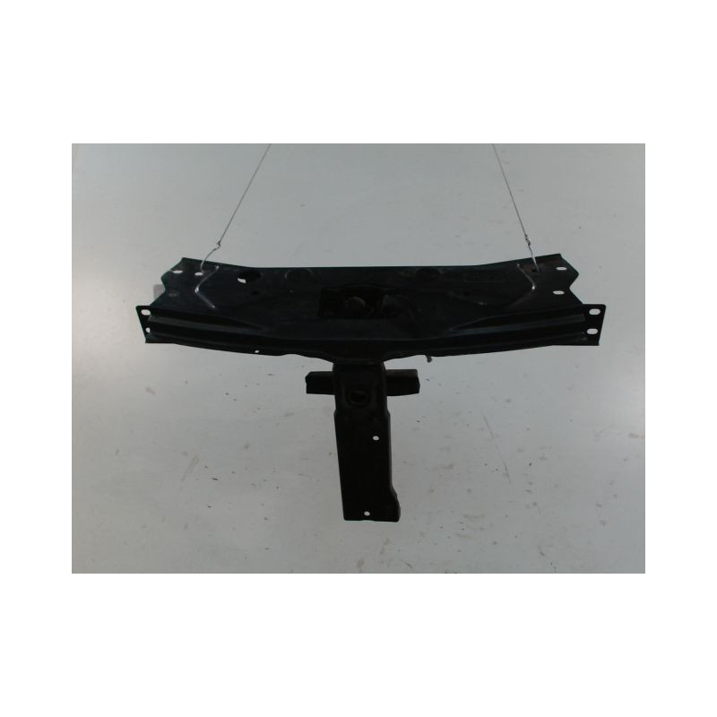 TRAVERSE SUPERIEURE ARMATURE AVANT DACIA DUSTER