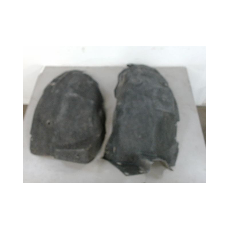 PARE-BOUE AVANT GAUCHE RENAULT MEGANE