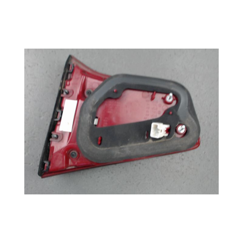 FEU ARRIERE INTERIEUR GAUCHE KIA SPORTAGE