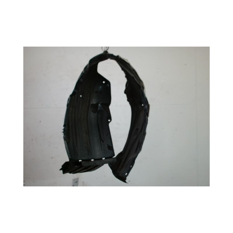 PARE-BOUE AVANT GAUCHE TOYOTA COROLLA