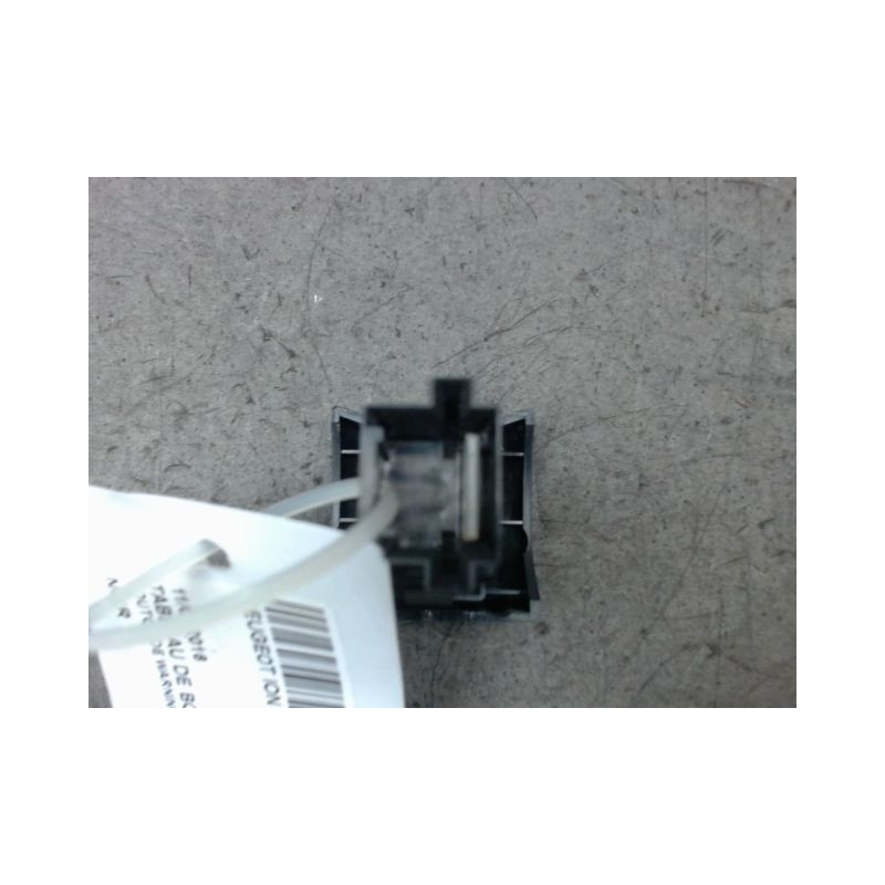 BOUTON DE WARNING PEUGEOT ION