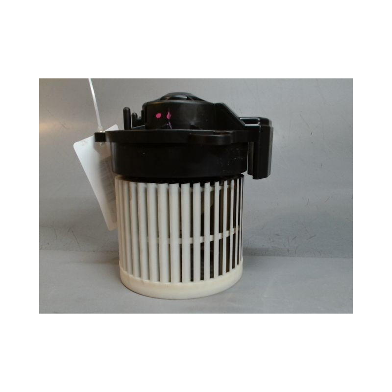 MOTEUR VENTILATEUR CHAUFFAGE SUZUKI CELERIO
