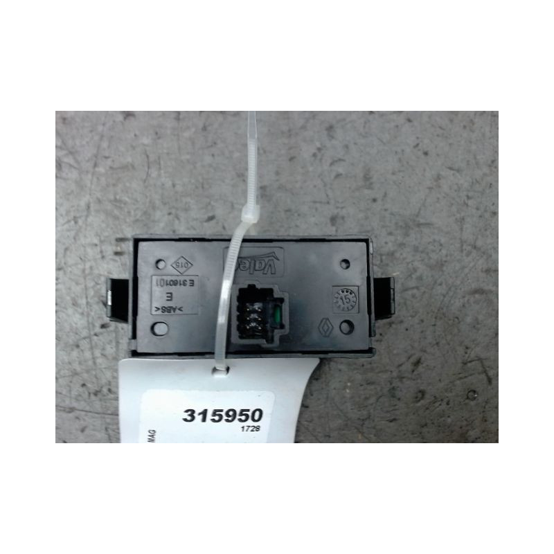 BOUTON DE WARNING OPEL VIVARO