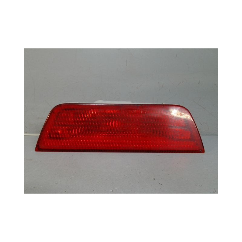 FEU BROUILLARD CENTRAL ARRIERE NISSAN MICRA