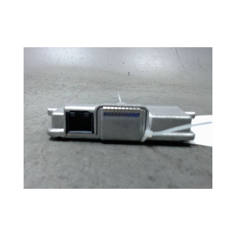 CAMERA AVANT VOLKSWAGEN TOURAN