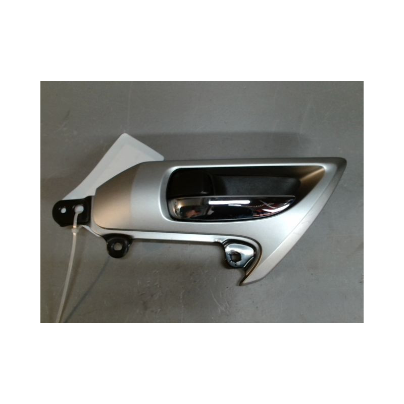 POIGNEE INTERIEURE PORTE ARRIERE GAUCHE LEXUS CT200H