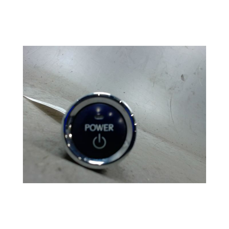 BOUTON DE DEMARRAGE LEXUS CT200H