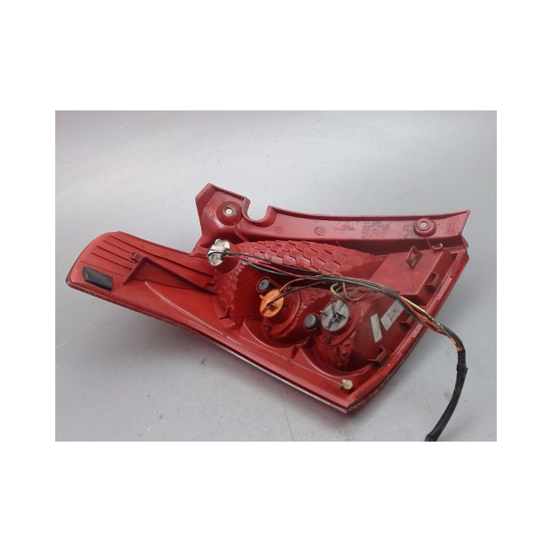 FEU ARRIERE DROIT SUZUKI SWIFT III 2005-2011