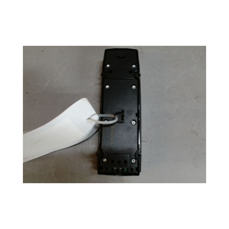 COMMANDE LEVE-GLACE PORTE AVG MERCEDES GLK