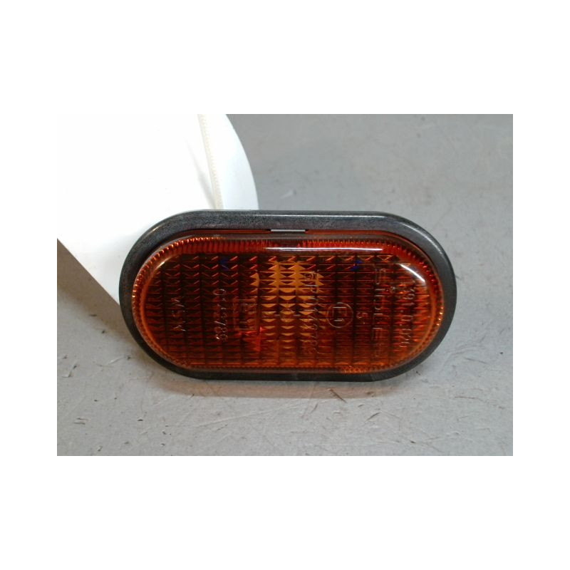 REPETITEUR AILE DROIT RENAULT KANGOO 2003-2007