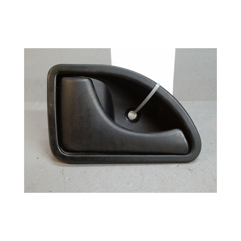POIGNEE INTERIEURE PORTE AVANT GAUCHE RENAULT KANGOO 2003-2007