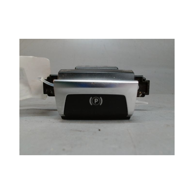INTERIEUR COMMANDE FREIN A MAIN PEUGEOT 308