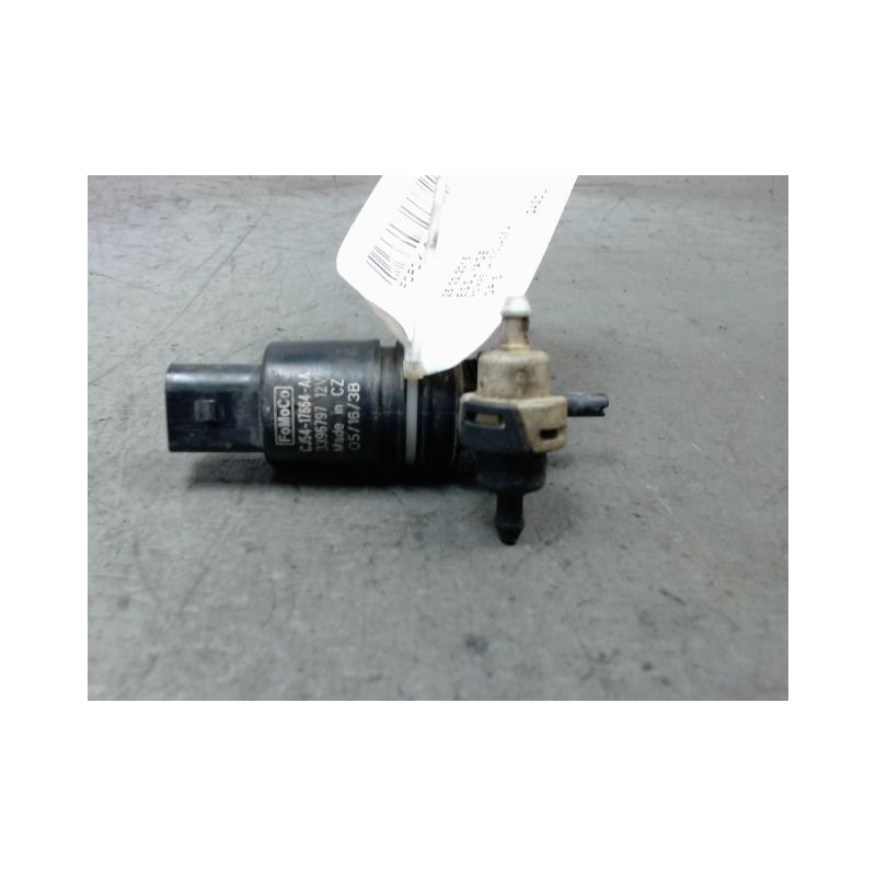 POMPE LAVE-GLACE AVANT FORD KUGA