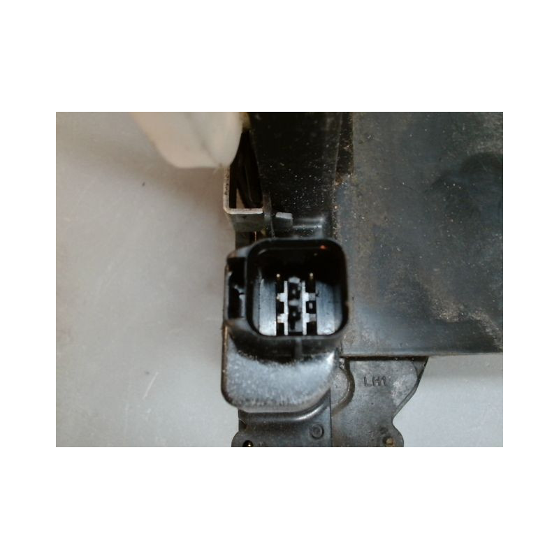 SYSTEME CONDAMNATION AVANT GAUCHE KIA CERATO 5P